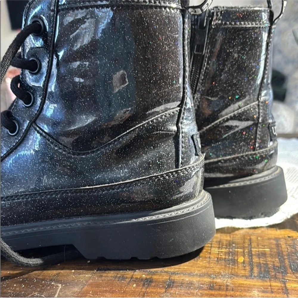 Uggs‎ girls Black Glitter Combat Boots